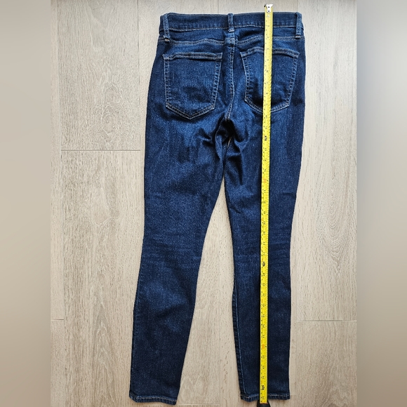 Gap True Skinny Mid-Rise Jeans 4/27 R - Picture 9 of 10